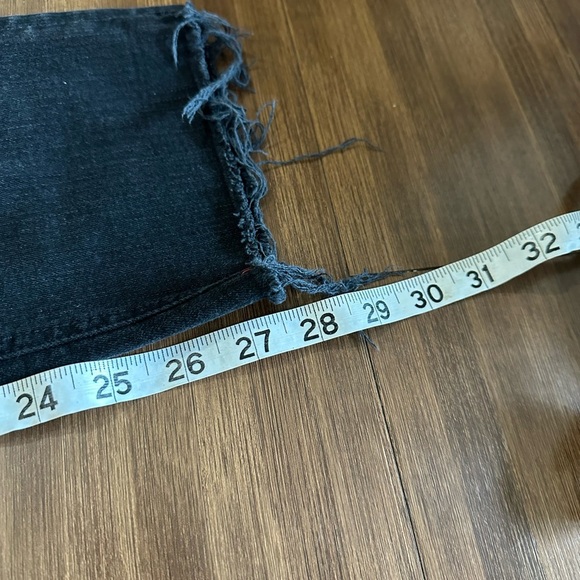 The Pixie Ankle Fray Jeans in Not Guilty
MOTHER denim
Black wash
Size 28 - Picture 9 of 11